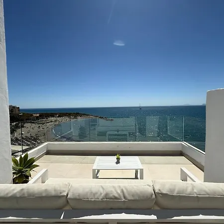 Front Sea View Penthouse Apartmán